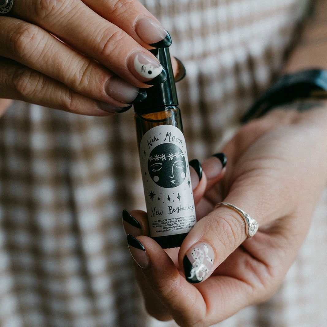 MOON MYSTIC ROLL ON 10ML